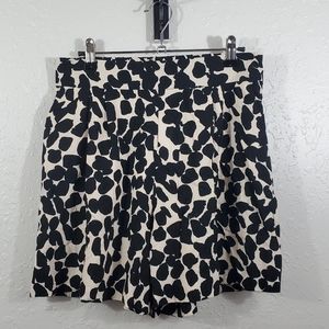 H&M Patterned Soft Drape Shorts New